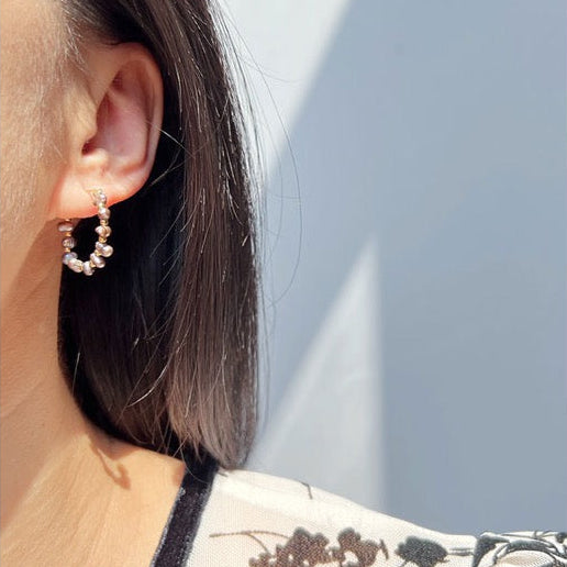 Pendientes de auténtica perla barroca gris de agua dulce