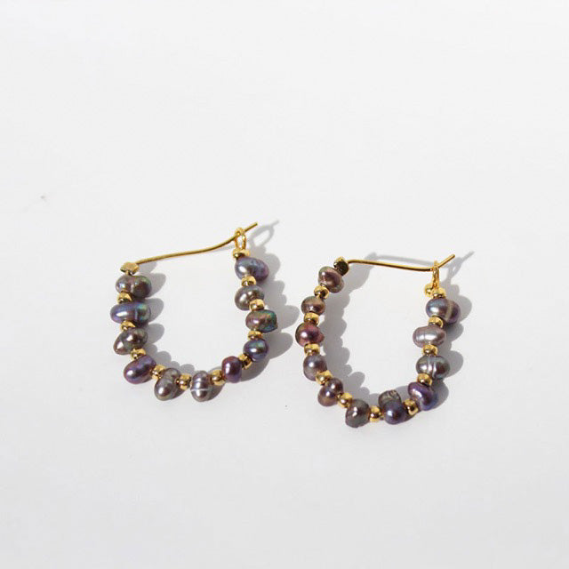 Boucles d'oreilles en véritables perles d'eau douce baroques grises