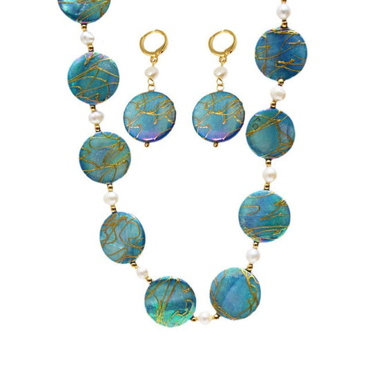 Conjunto de fantasía azul con auténtica concha azul de agua dulce y perlas