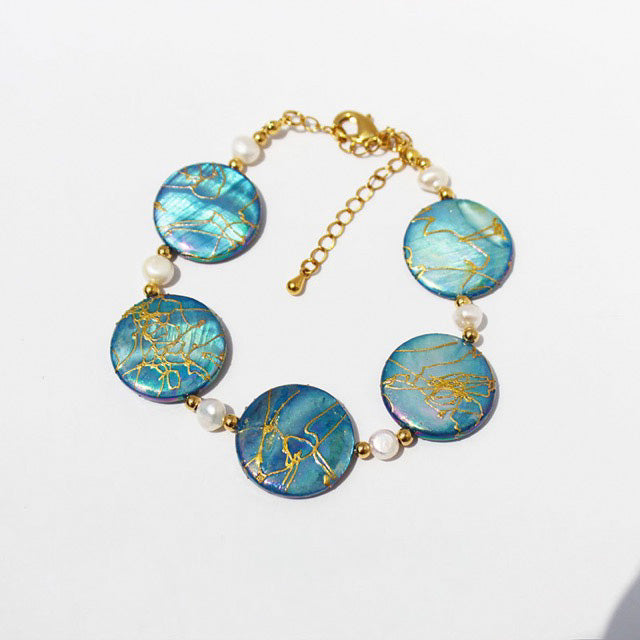 Ensemble fantaisie bleu avec coquillages et perles d'eau douce bleus authentiques