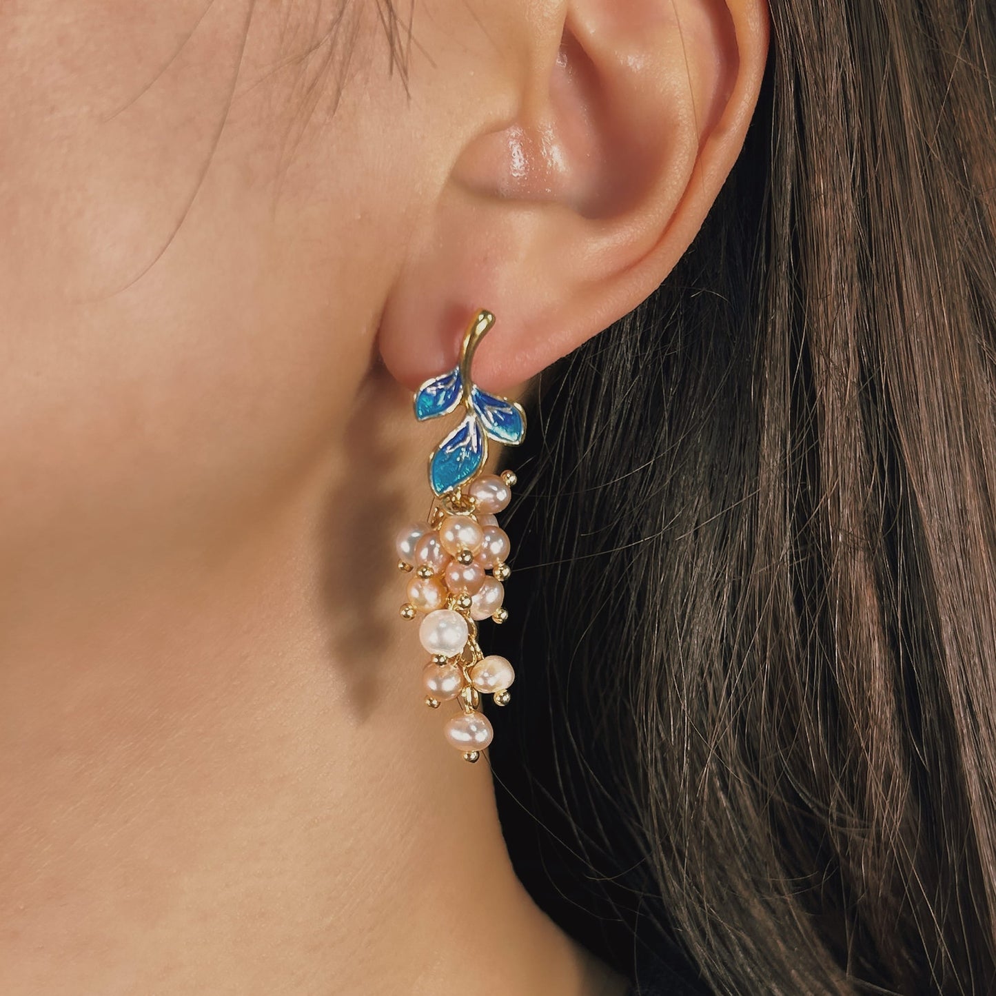 Pendientes de hada azul con auténtica perla de agua dulce