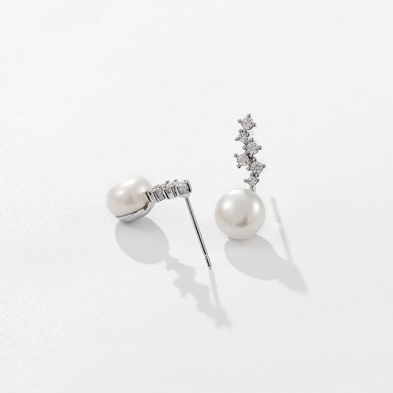 Boucles d'oreilles en perles d'eau douce véritables et fleurs de glace