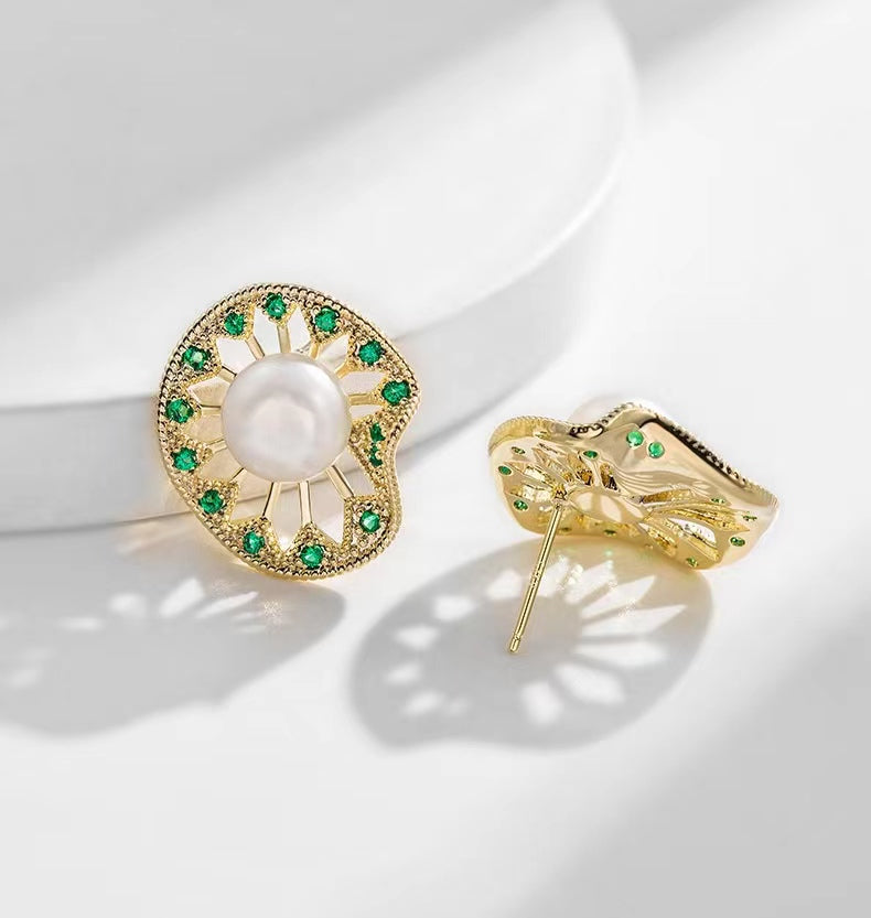 Boucles d'oreilles en perles d'eau douce véritables et feuilles de lotus