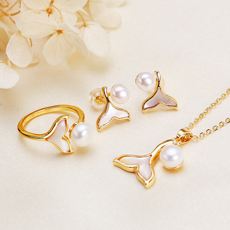 Conjunto de ballena con perla de agua dulce genuina bañada en latón y oro de 18 quilates