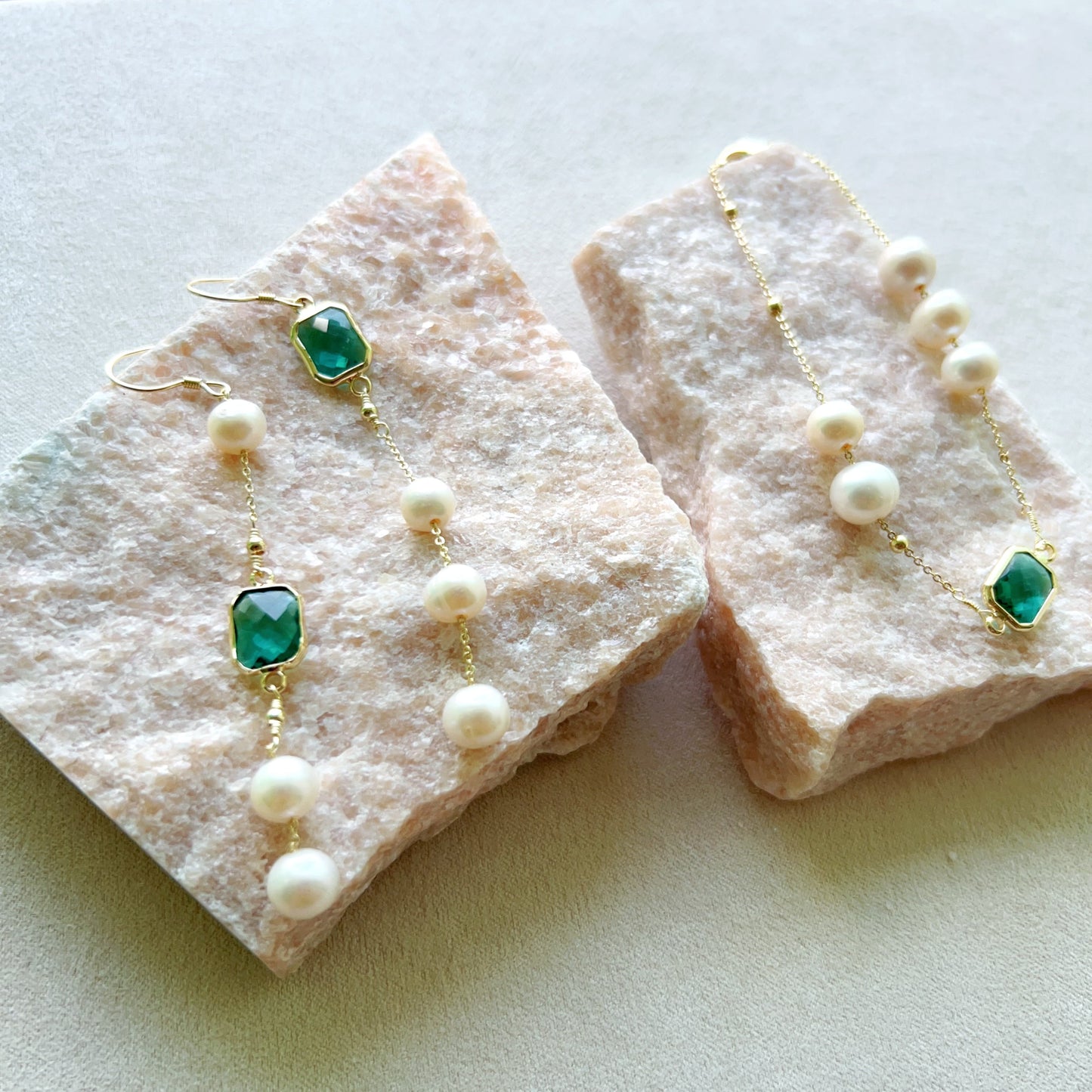 Genuine freshwater pearl and emerald Earrings and Bracelet - front view