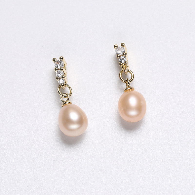 Pendientes delicados de plata maciza S925 con auténtica perla de agua dulce