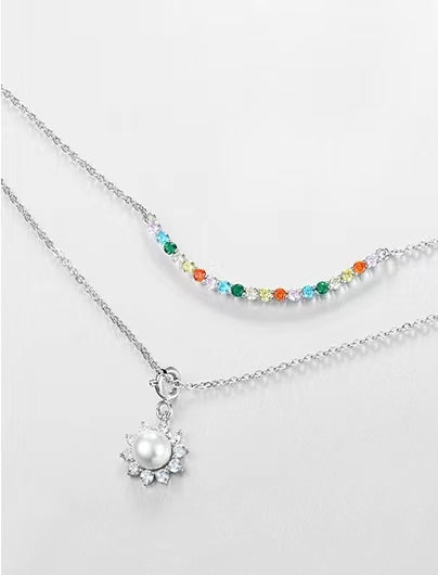 Collar con puente arcoíris de perlas de agua dulce auténticas