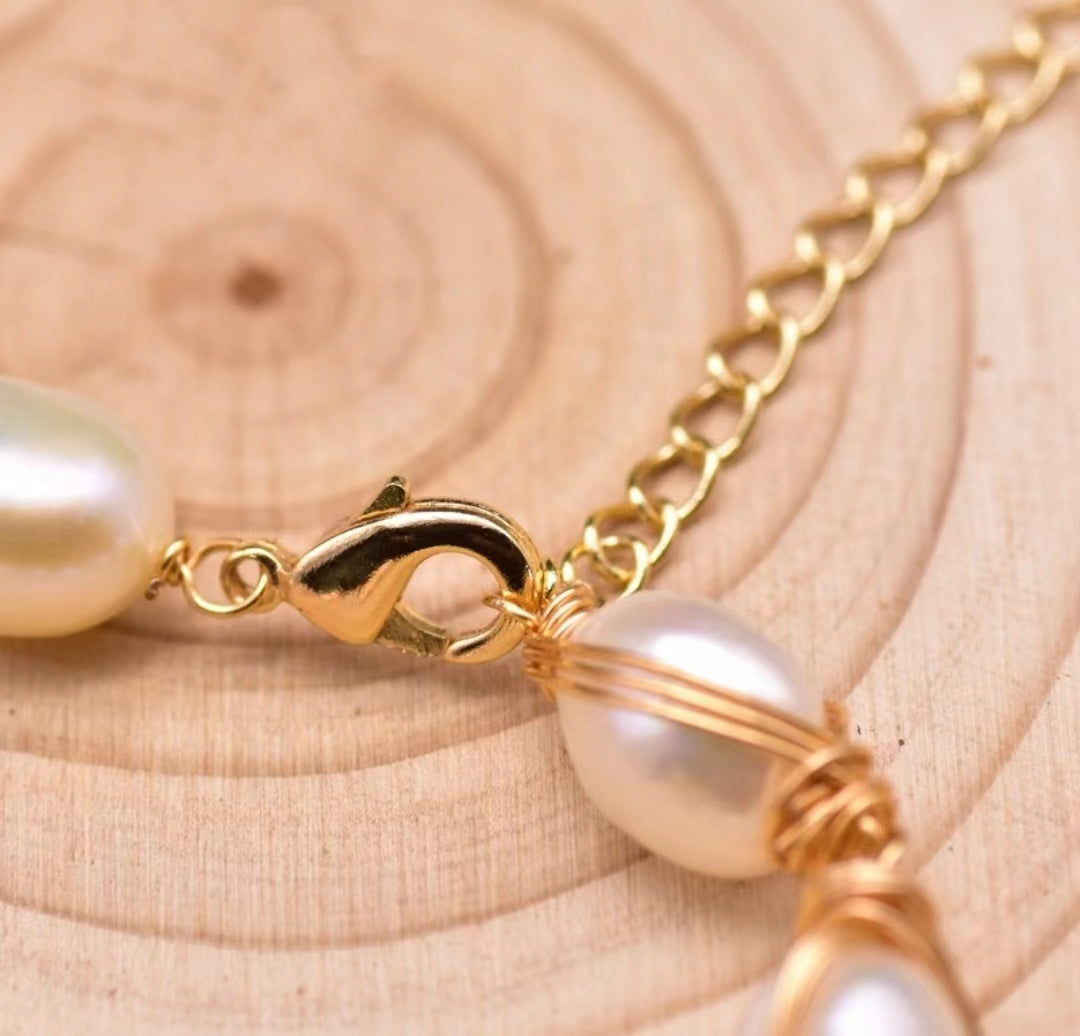 Bracelet Gaia en véritable perle d'eau douce baroque (édition limitée)