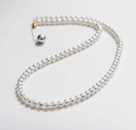 Solid 18K Gold Genuine Freshwater Pearl Phantom Voice Necklace