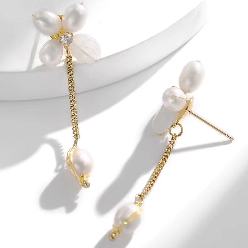 Pendientes con borlas de flores y perlas de agua dulce auténticas