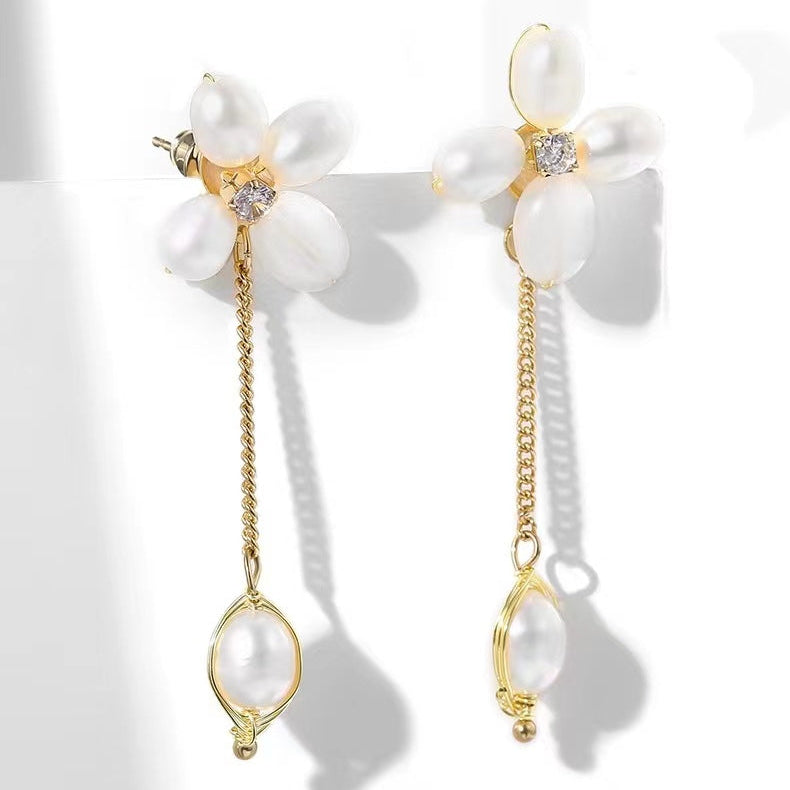 Pendientes con borlas de flores y perlas de agua dulce auténticas