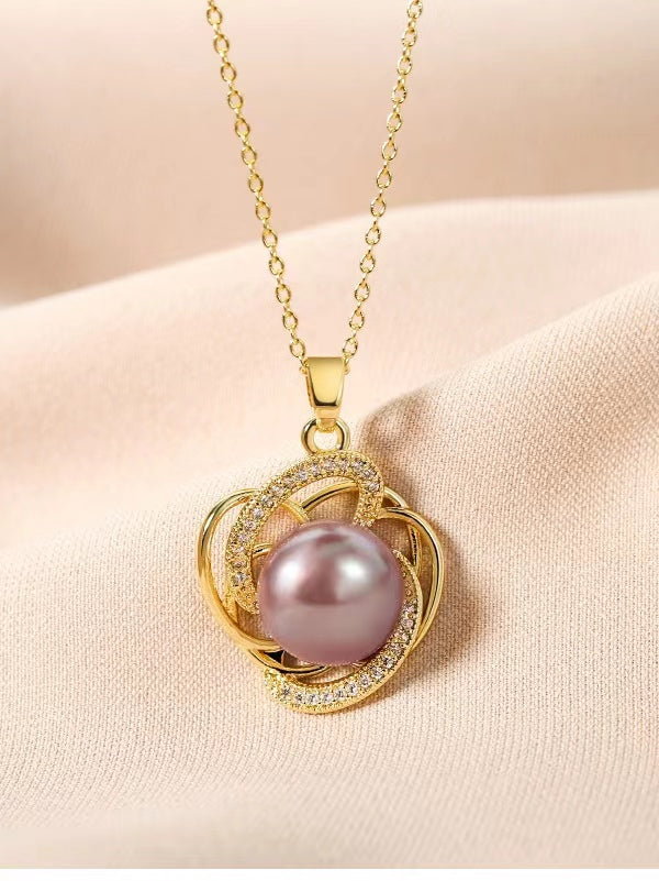 Collar de rosas con perlas de agua dulce genuinas