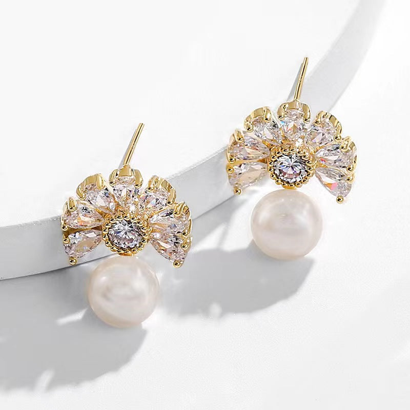 Genuine Freshwater Pearl Fan Earrings