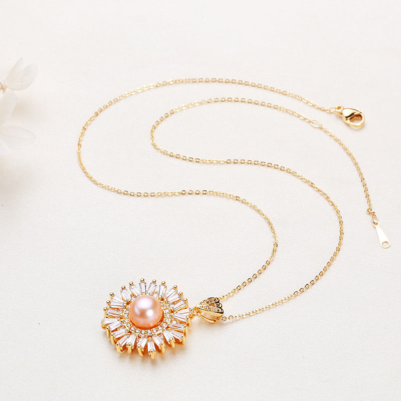 Brass Plated with 18K Gold Genuine Edison Pearl Chrysanthemum Necklace