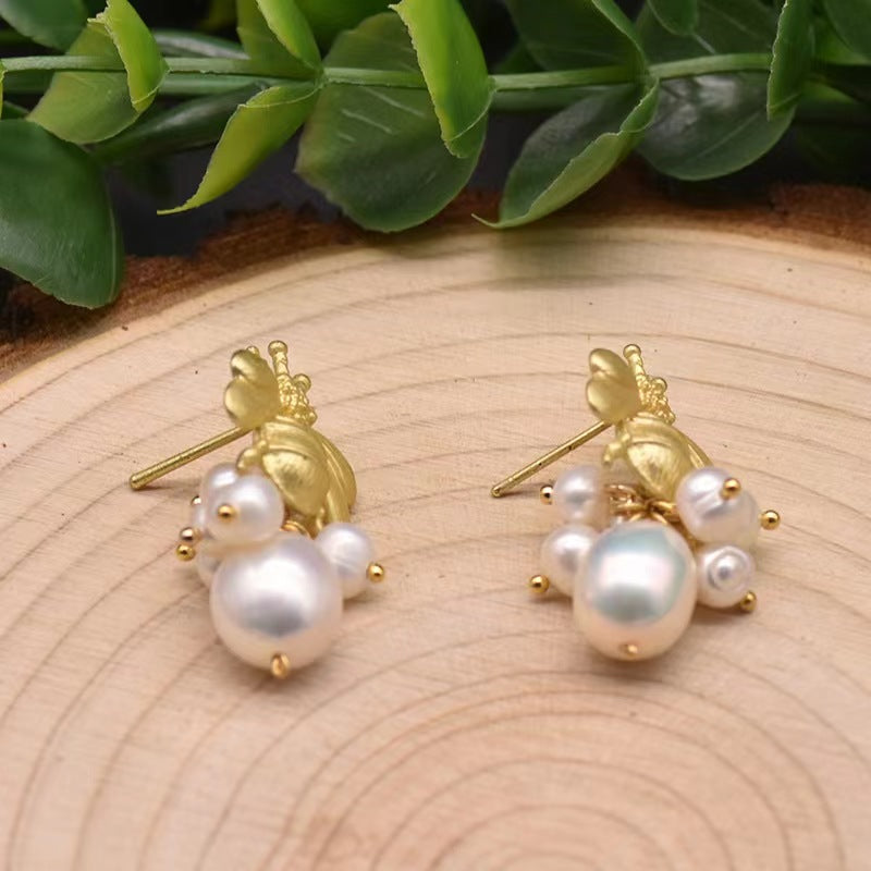 Genuine Freshwater Baroque Pearl / Genuine Freshwater Pearl Bee Paradise Earrings