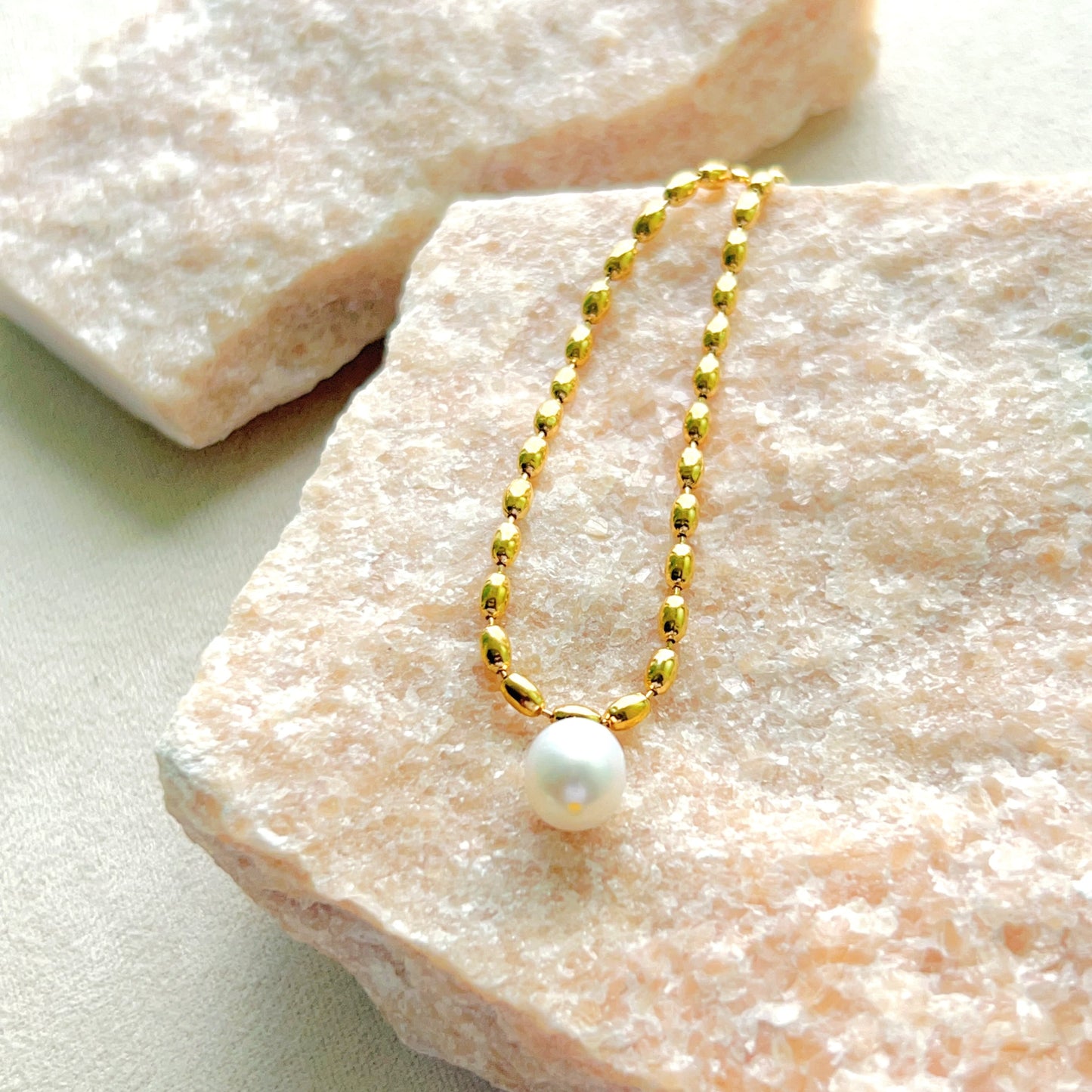 Collar Hana de perlas de agua dulce genuinas