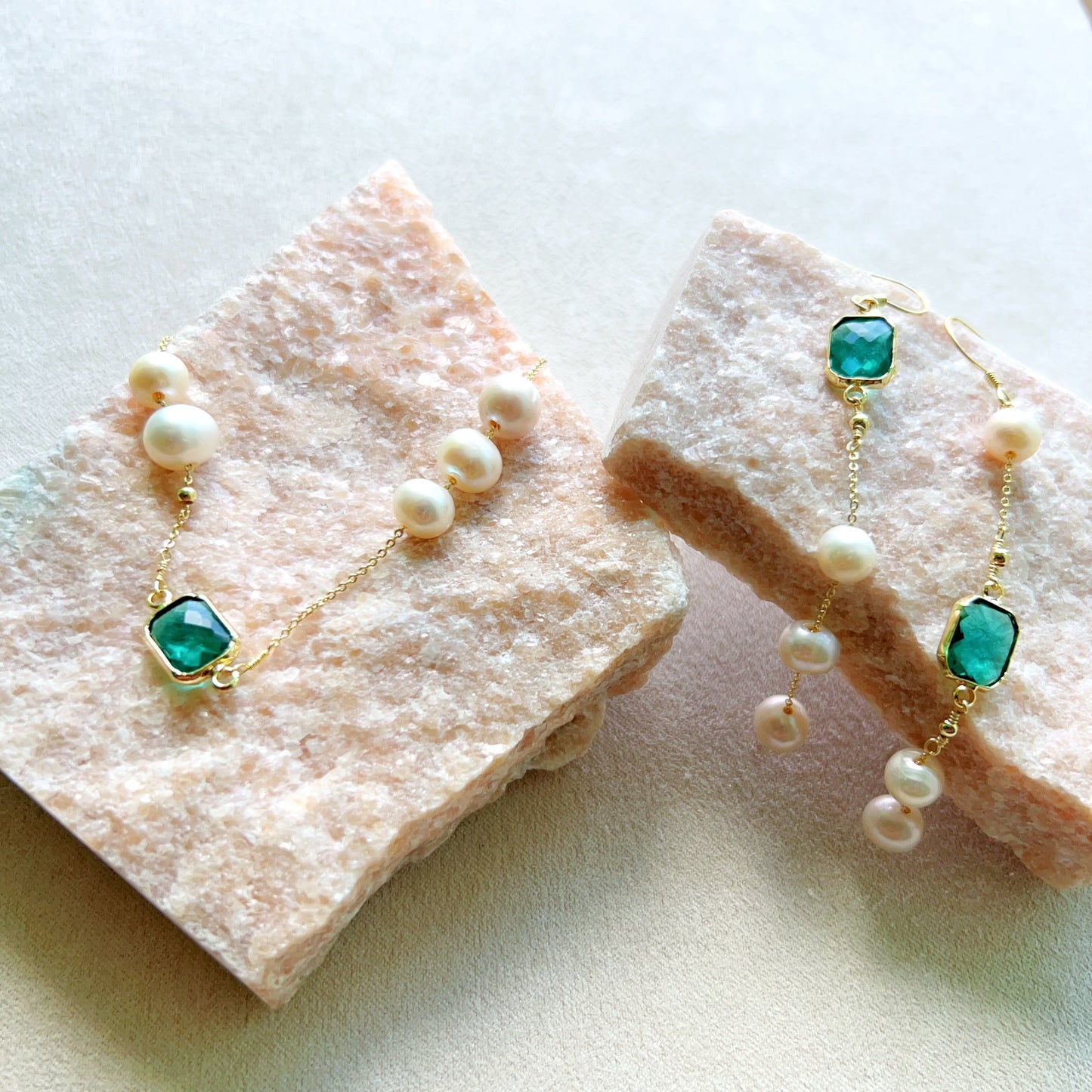 Genuine freshwater pearl and emerald Earrings and Bracelet - side view