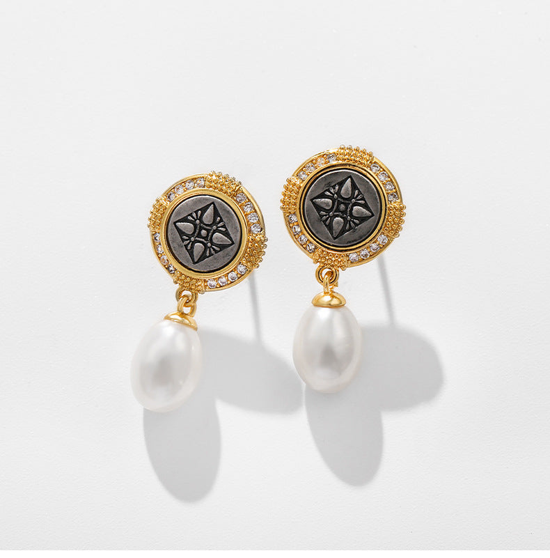 Boucles d'oreilles Sunlight Shield en perles d'eau douce véritables