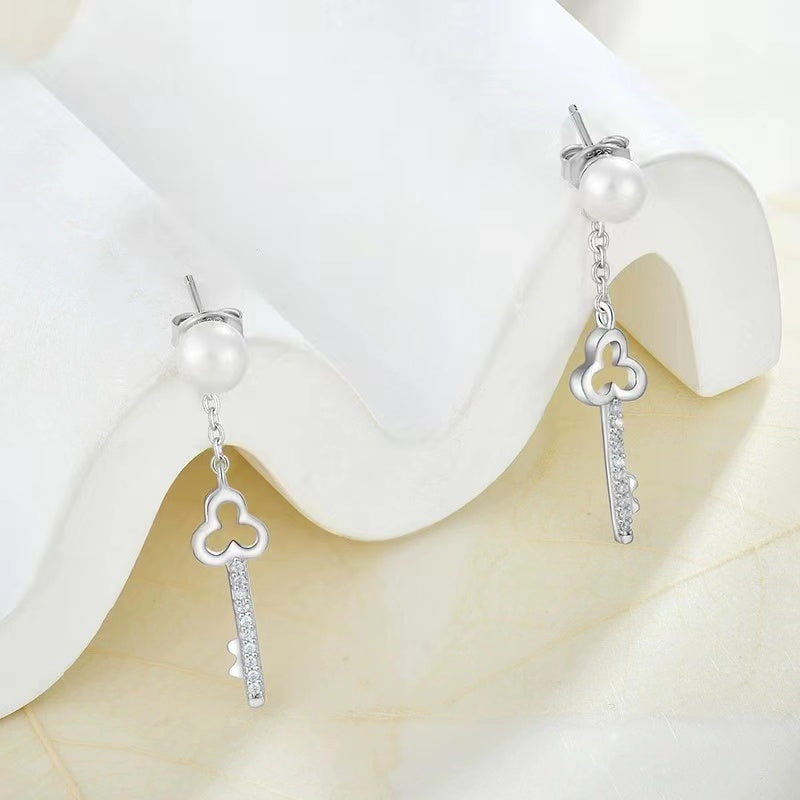 S925 Silver Genuine Freshwater Pearl Key of Love Earrings
