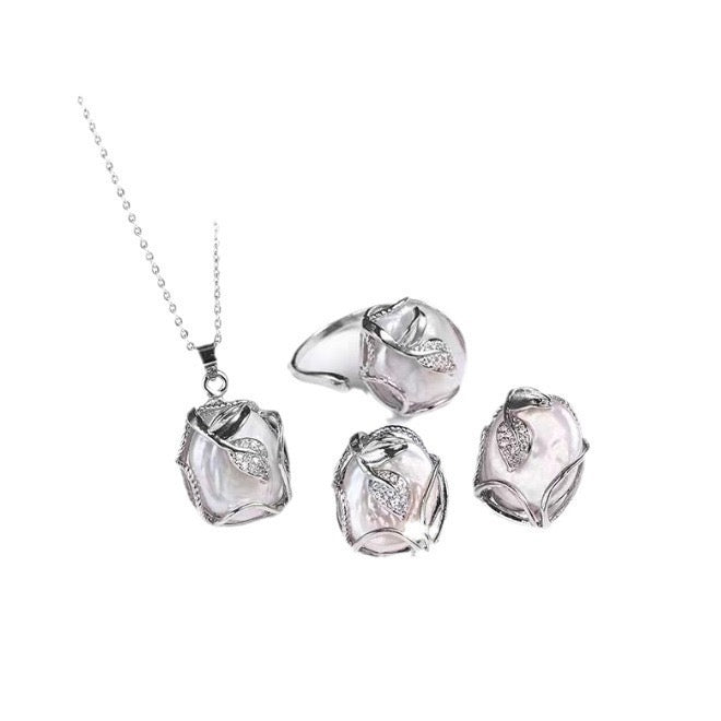 Genuine Freshwater Pearl White Sand Set - Detail View 4 - Elegant Pearl Jewelry by Kikyo Pearl London