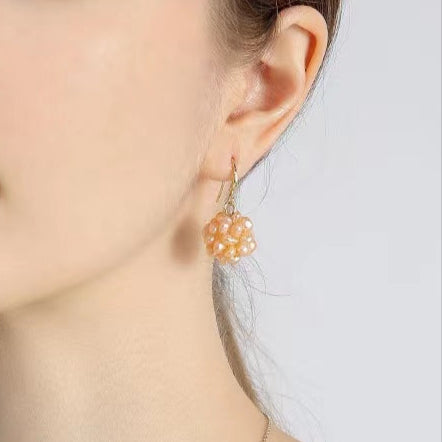 Ensemble de roses en perles d'eau douce véritables