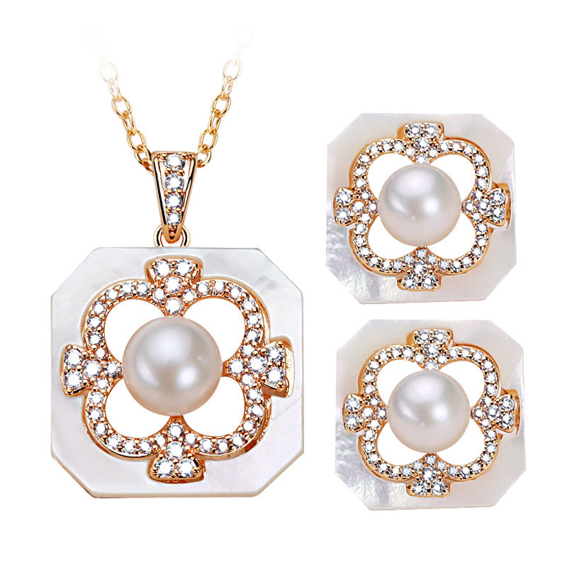 Brass Plated with 18K Gold Genuine Freshwater Pearl Miracle Set - Main Product View - Elegant Pearl Jewelry by Kikyo Pearl London