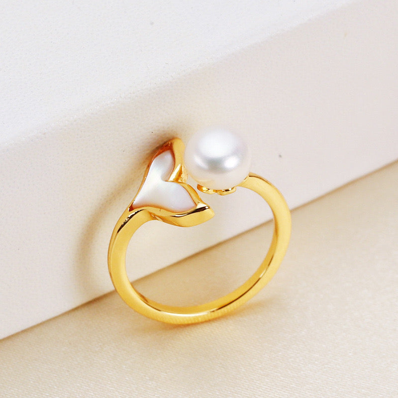 Brass Plated with 18K Gold Genuine Freshwater Pearl Whale Set