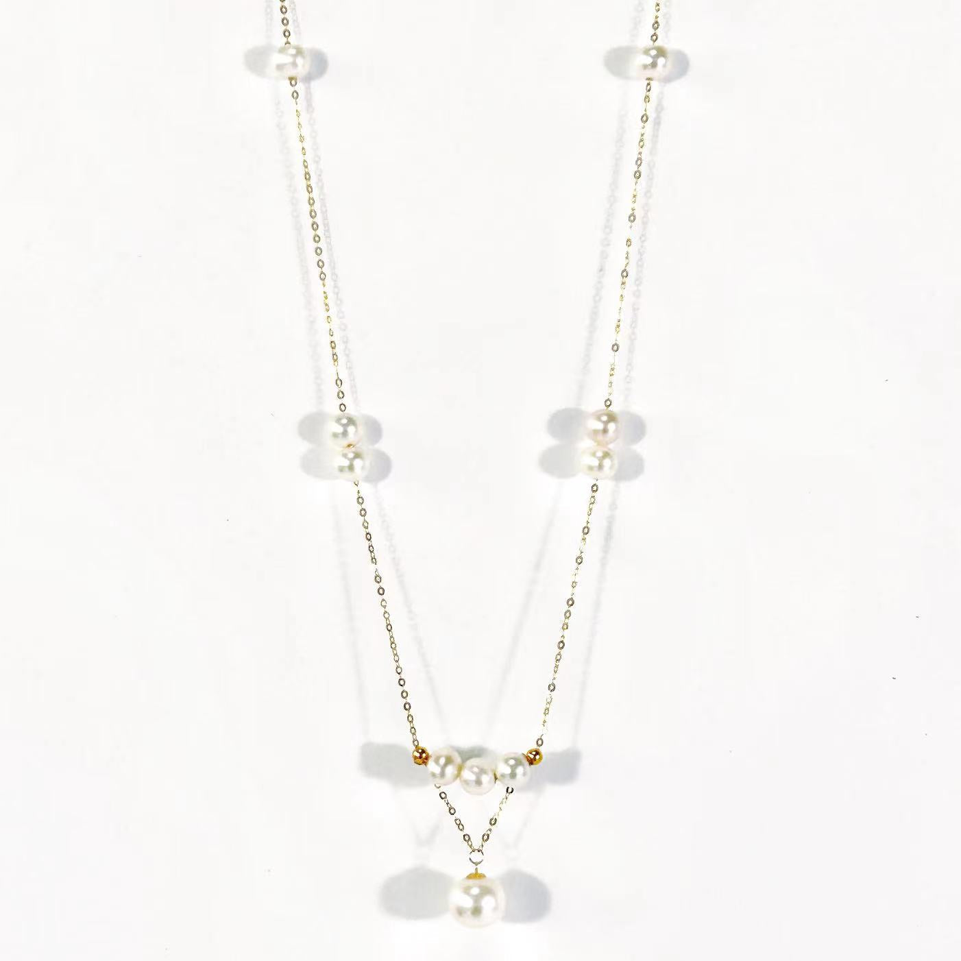 Collar de gypsophila con perla de agua dulce genuina de oro macizo de 18 quilates