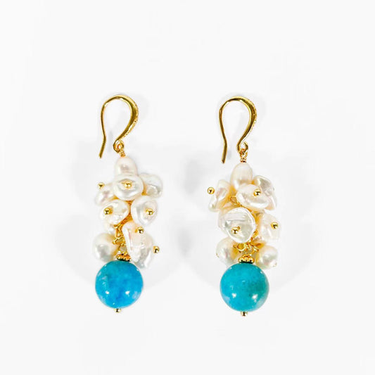 Boucles d'oreilles en perles d'eau douce baroques véritables Blue Tears
