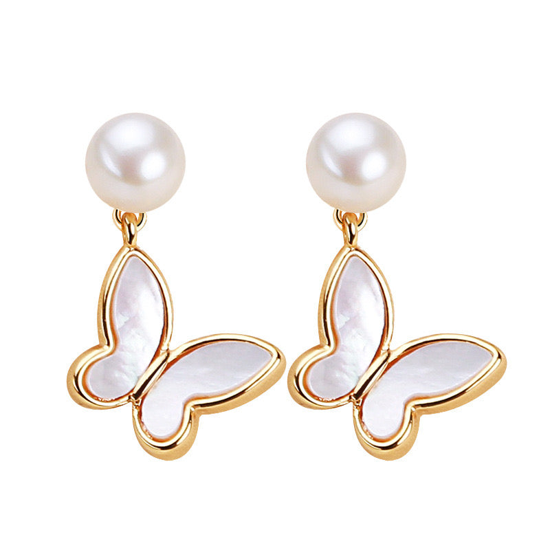 Pendientes de mariposa con perlas de agua dulce genuinas de plata maciza S925
