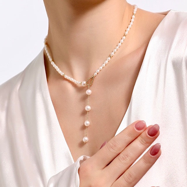 Collier Eden en véritables perles d'eau douce baroques