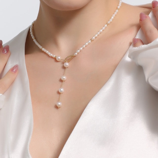 Collier Eden en véritables perles d'eau douce baroques