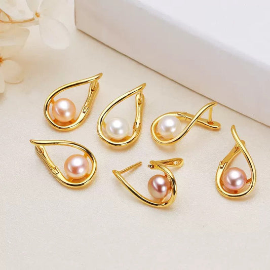 Boucles d'oreilles Eve en laiton plaqué or 18 carats et véritables perles d'eau douce