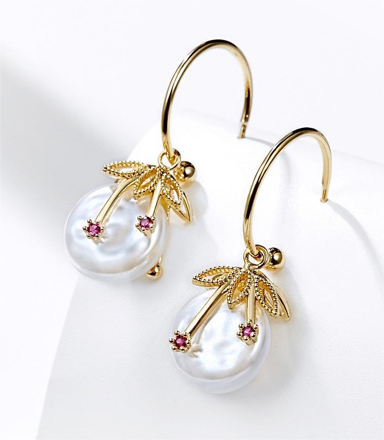 Boucles d'oreilles étoile filante en perles d'eau douce véritables