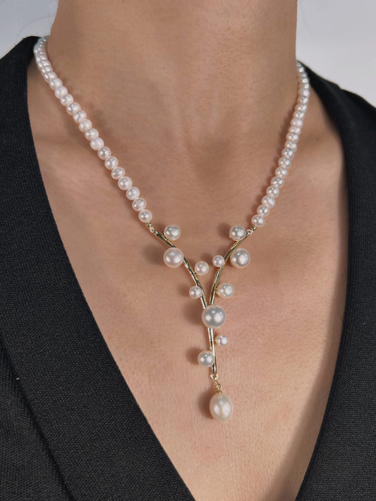 Collar Éblouissant Waltraud de perlas de agua dulce genuinas