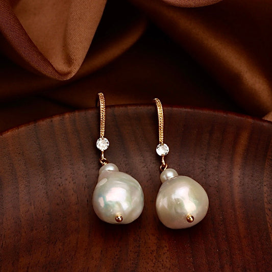 Boucles d'oreilles en perles d'eau douce baroques véritables et gourdes