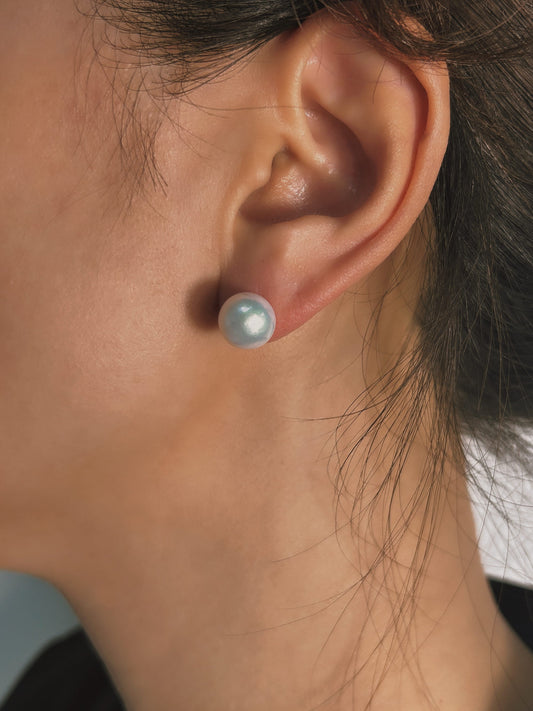 Solid 18K Gold Genuine Freshwater Pearl Ear Studs