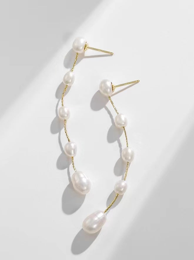 Boucles d'oreilles Larmes du matin en perles d'eau douce véritables