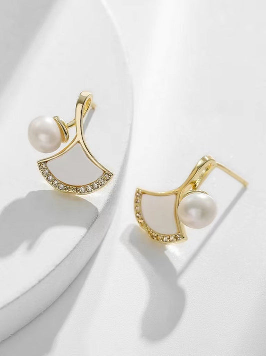 Genuine Freshwater Pearl Ginkgo Leaf Ear Rings