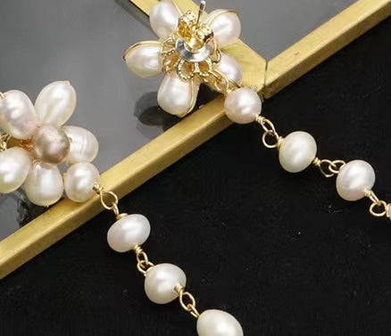 Pendientes Sakura de perlas de agua dulce genuinas