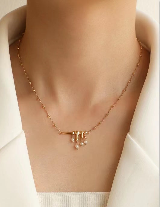 Collar de orquesta de perlas de agua dulce genuinas