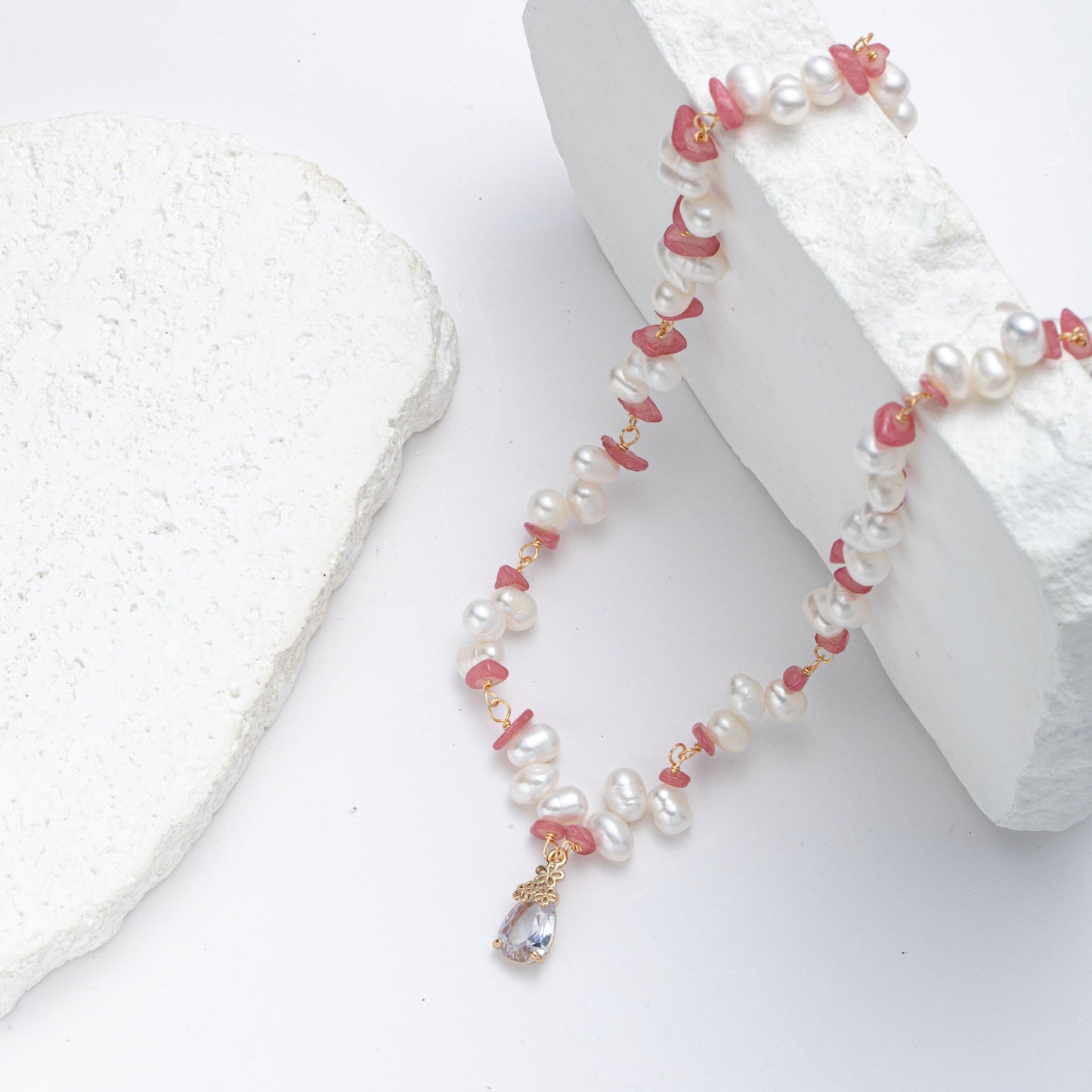 Genuine Freshwater Pearl Flying Petals Necklace