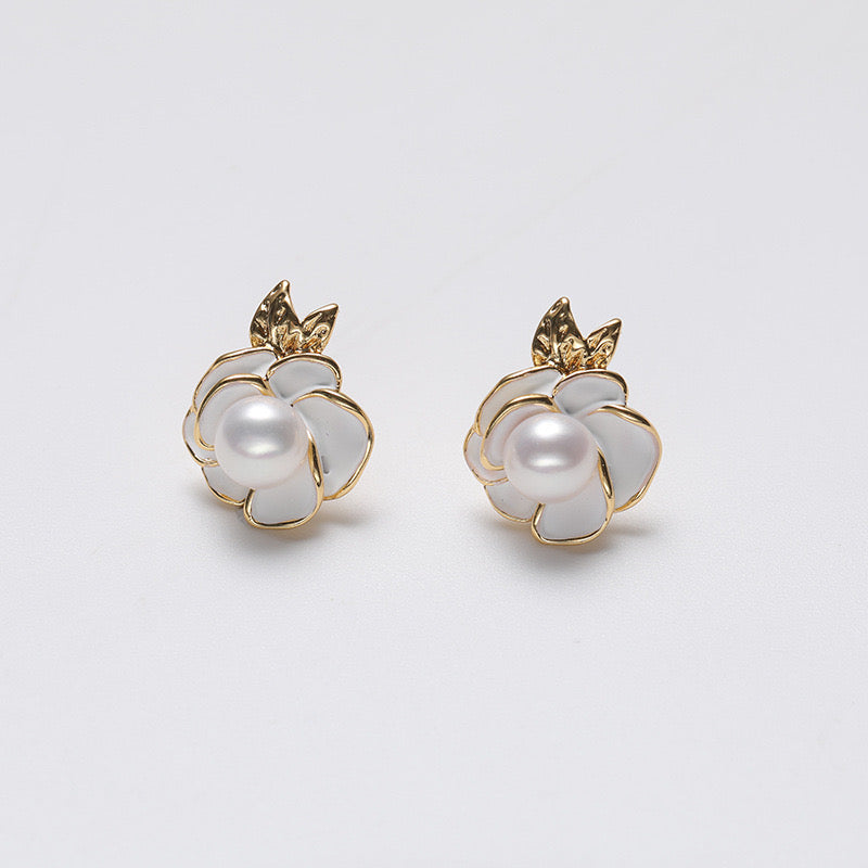 Pendientes de camelia de plata maciza S925 con auténtica perla de agua dulce