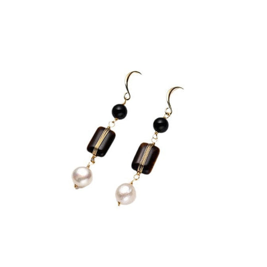 Boucles d'oreilles cubiques en véritable eau douce