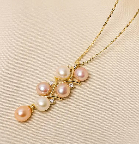 Collar de uva con perlas de agua dulce genuinas