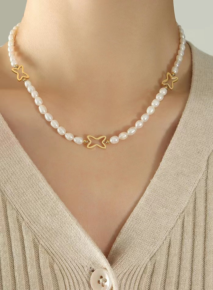 Collar de estrella fugaz de titanio con perla de agua dulce genuina