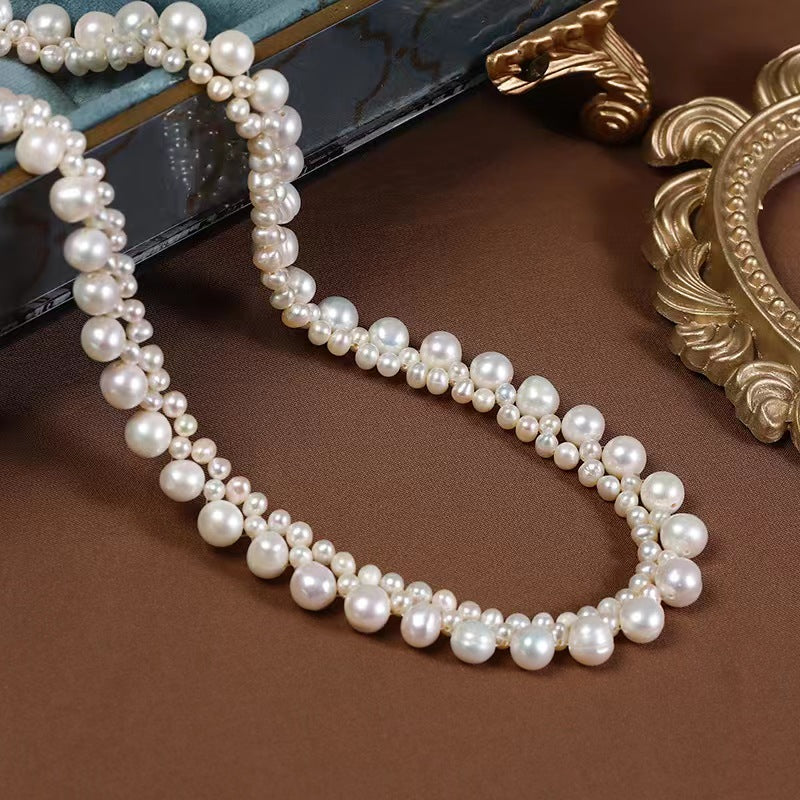 Collar de la Diosa del Resplandor con Perlas de Agua Dulce Genuinas
