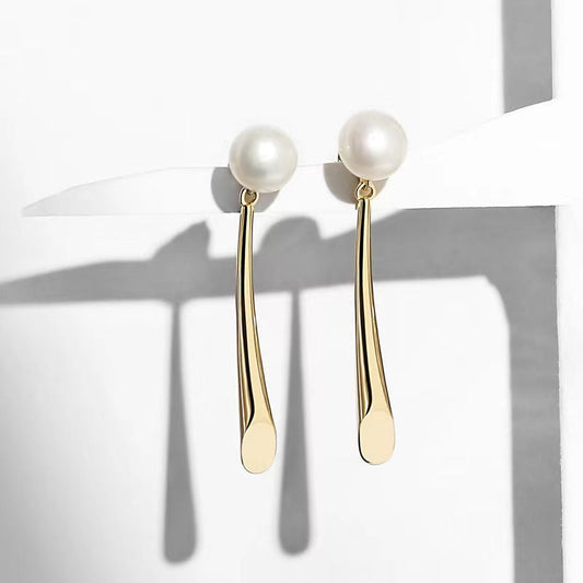 Boucles d'oreilles tulipes en perles d'eau douce véritables