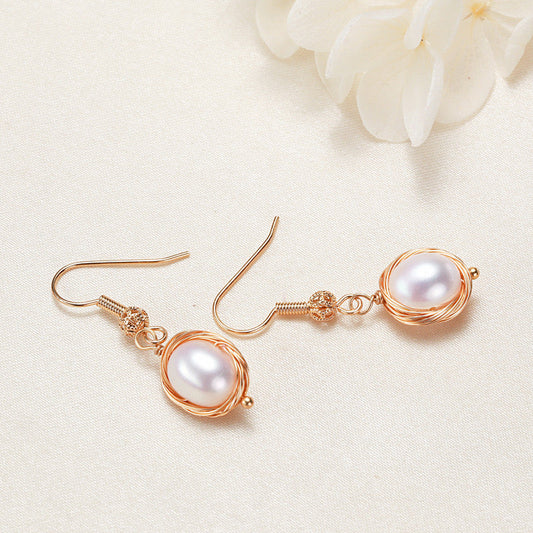 Boucles d'oreilles Hermosa en laiton plaqué or 18 carats et véritables perles d'eau douce
