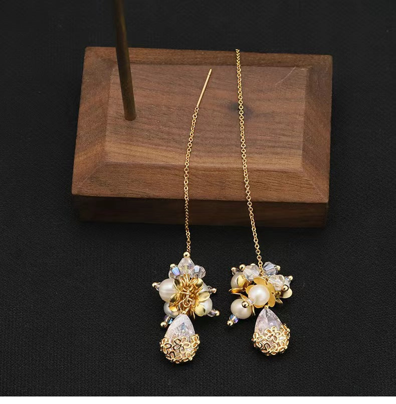 Boucles d'oreilles Lilith en véritables perles d'eau douce baroques (édition limitée)